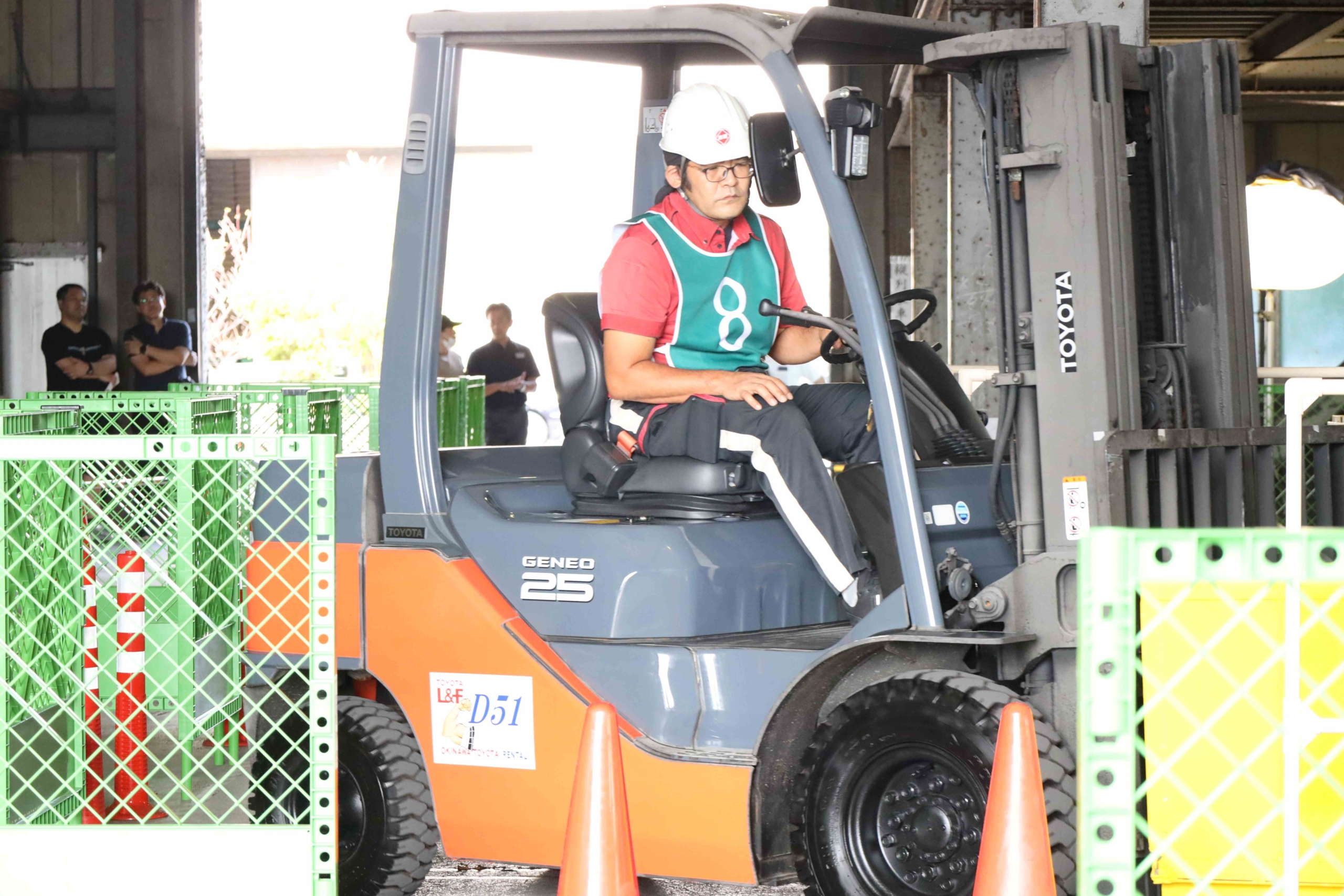 第３１回沖縄県フォークリフト運転競技大会に出場！！